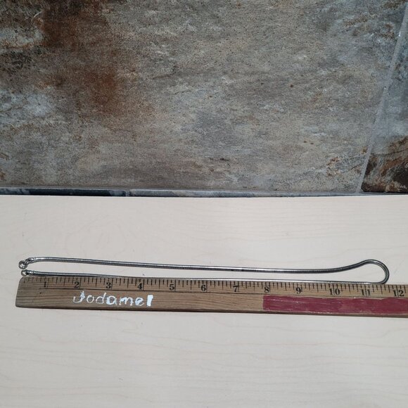 Snake Chain Silver Tone Spring Ring Clasp 24 Inches Necklace - Picture 6 of 6